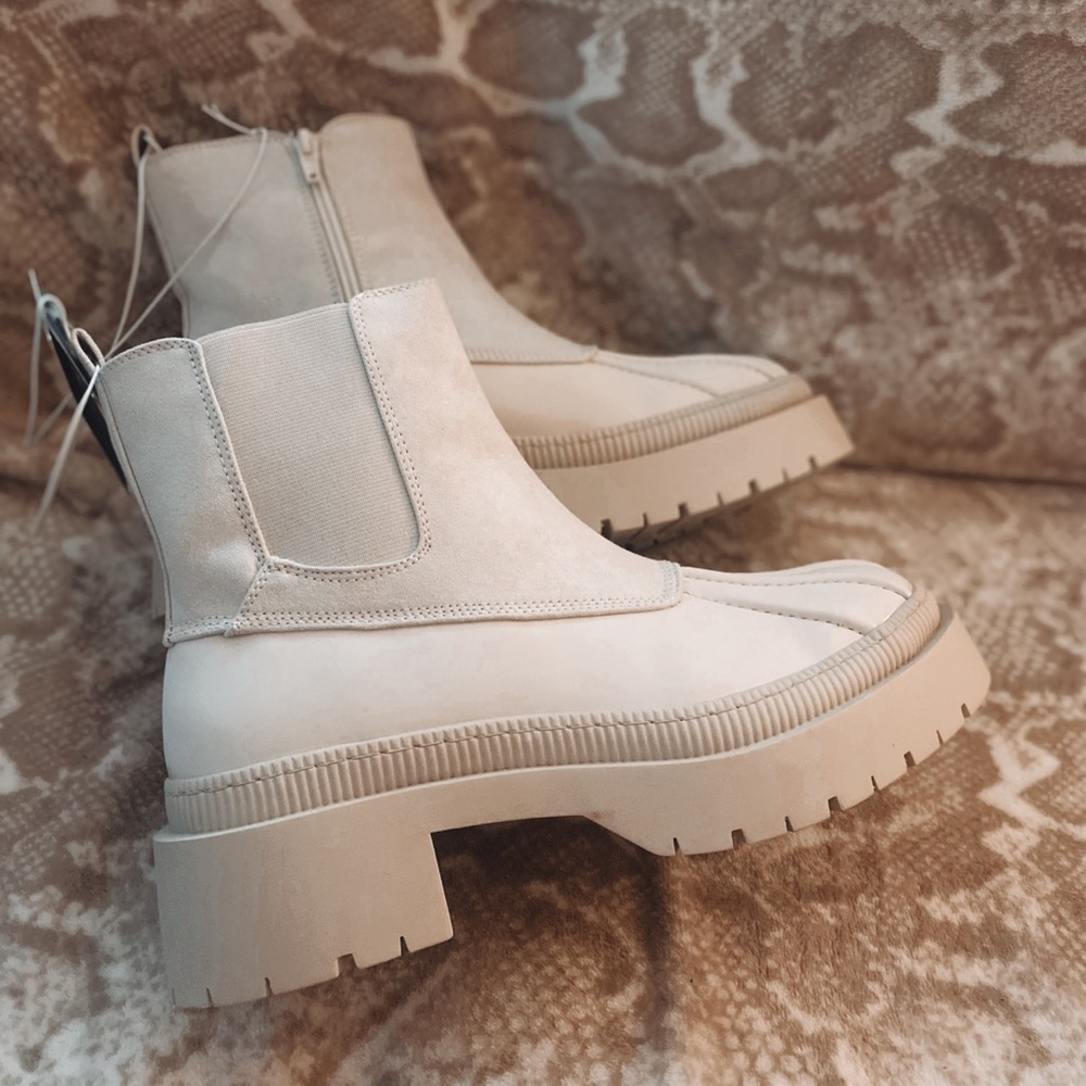 women’s chelsea duck boots from target size 8.5